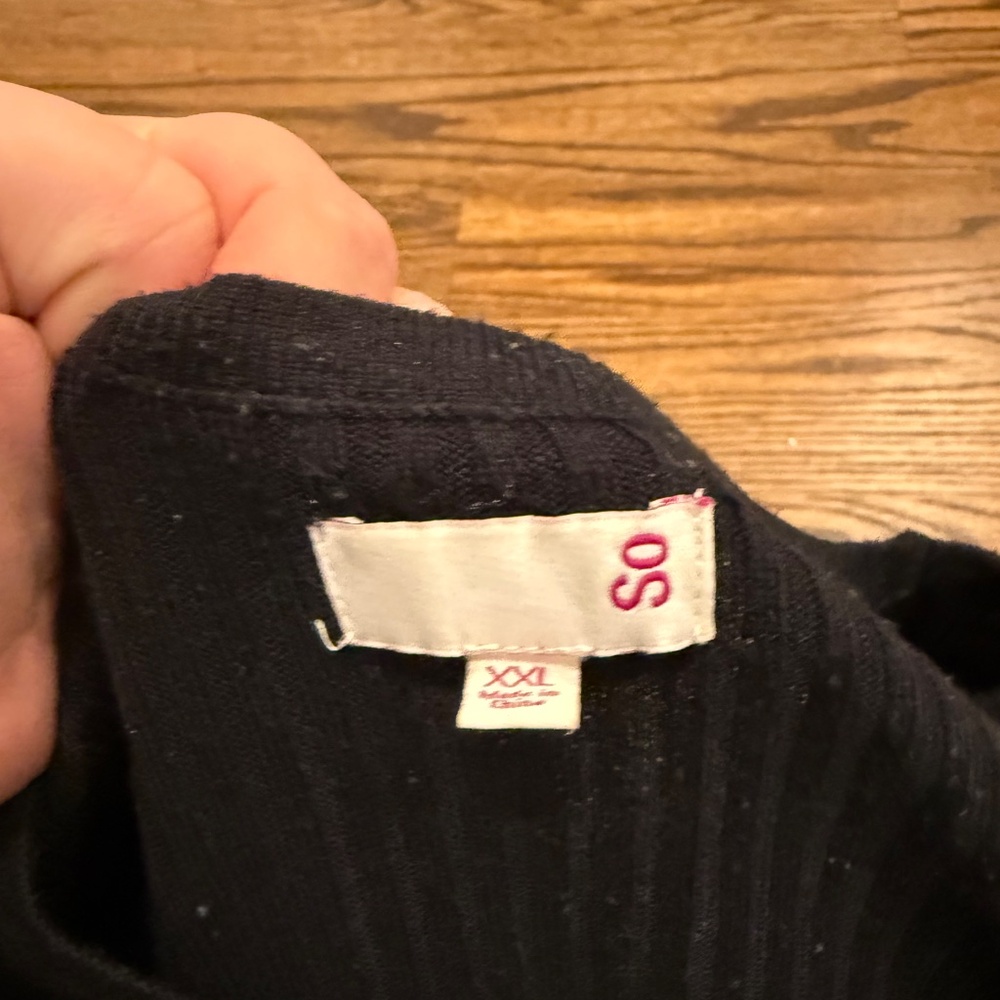 Button Up Ribbed Top - Picture 3 of 3